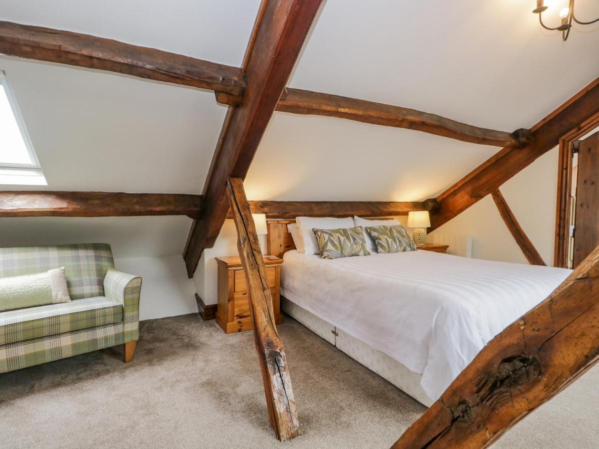 Ewedale Farm Villa Ulverston Eksteriør bilde