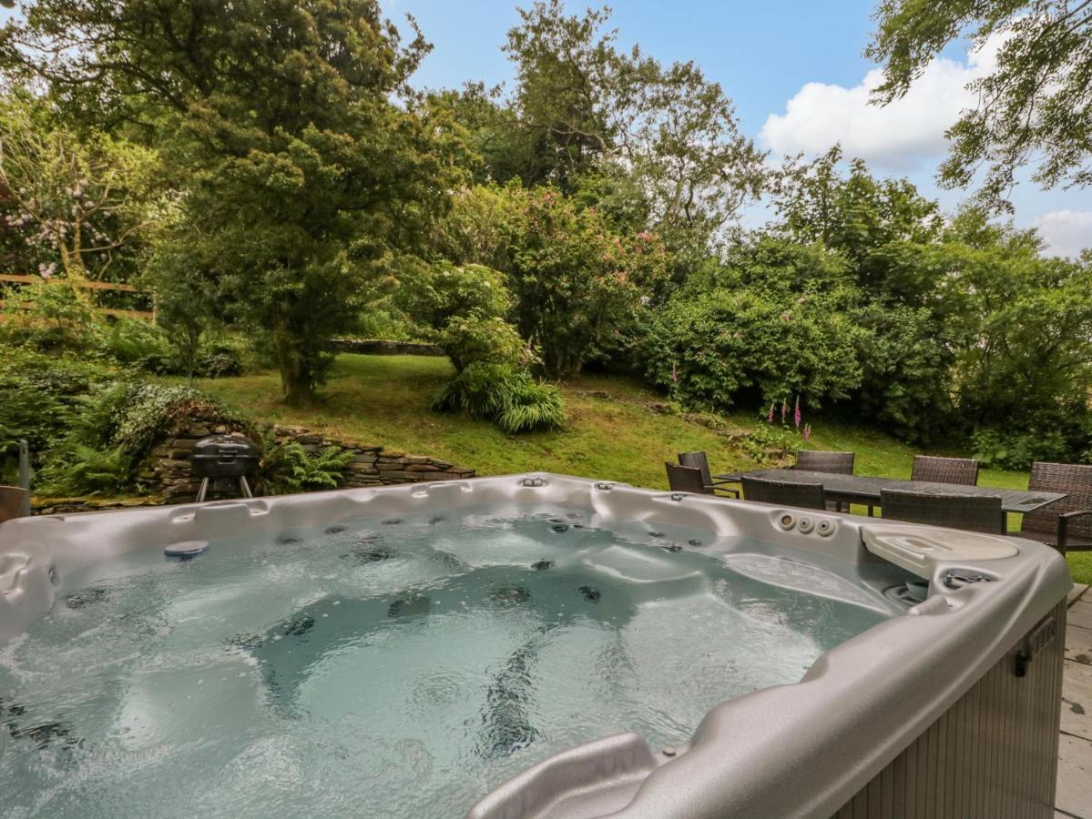 Ewedale Farm Villa Ulverston Eksteriør bilde
