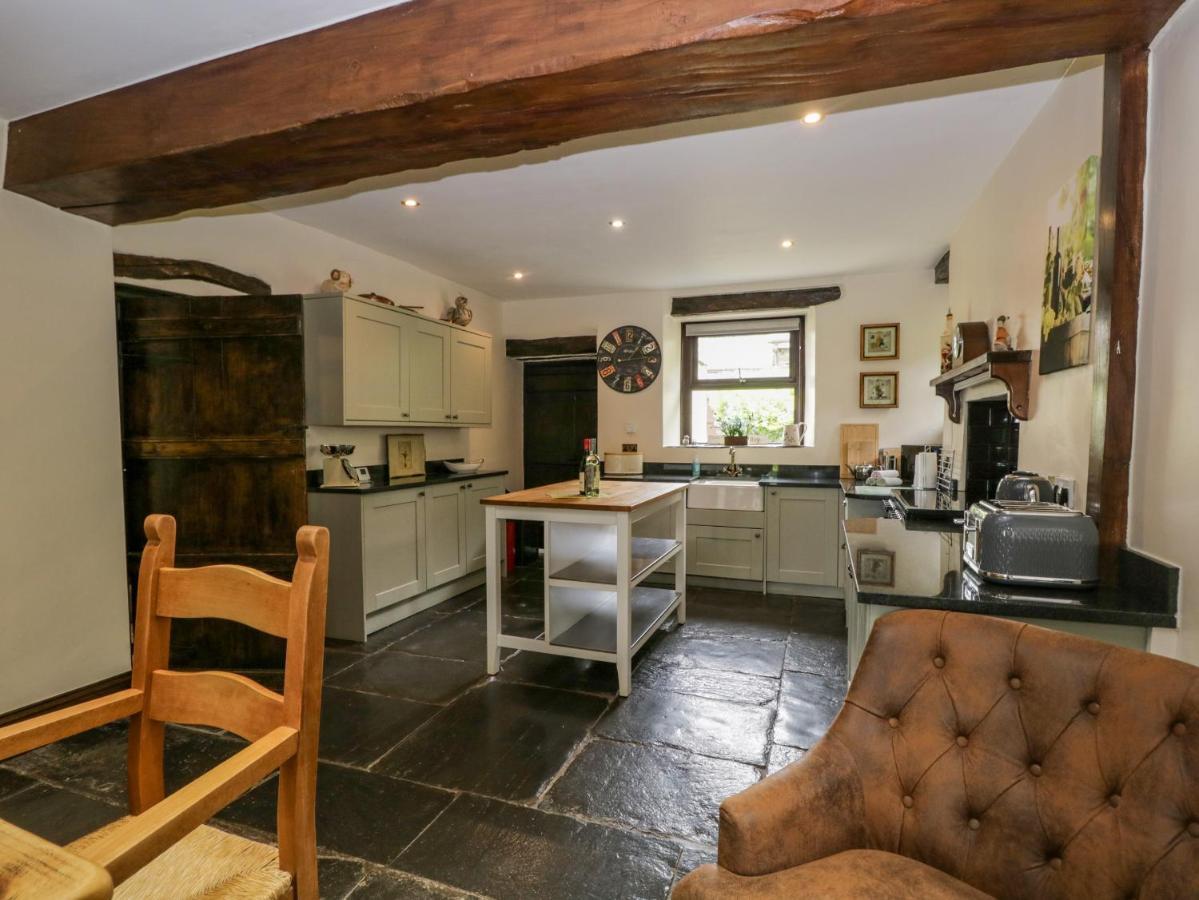 Ewedale Farm Villa Ulverston Eksteriør bilde
